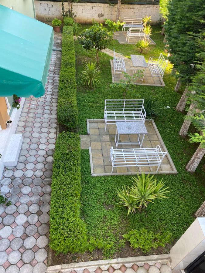 Vila Ajdinaj ベラト エクステリア 写真