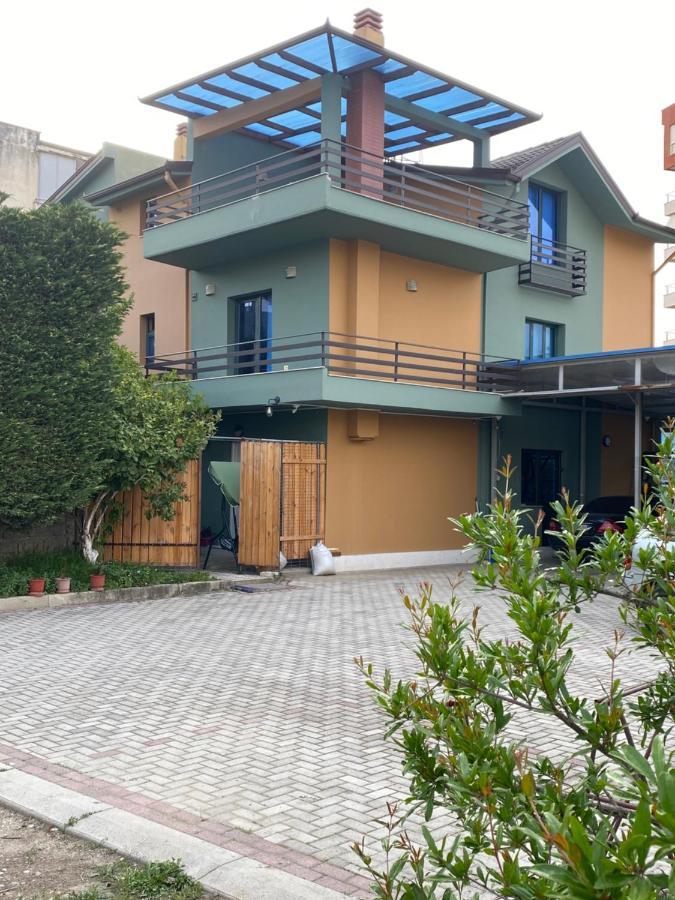 Vila Ajdinaj ベラト エクステリア 写真