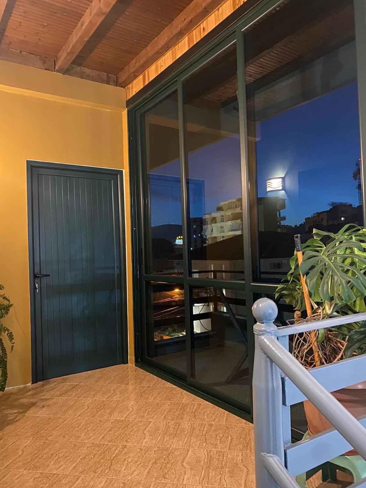 Vila Ajdinaj ベラト エクステリア 写真
